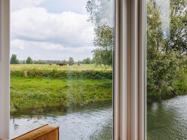 Strangkade 24, Beneden-Leeuwen