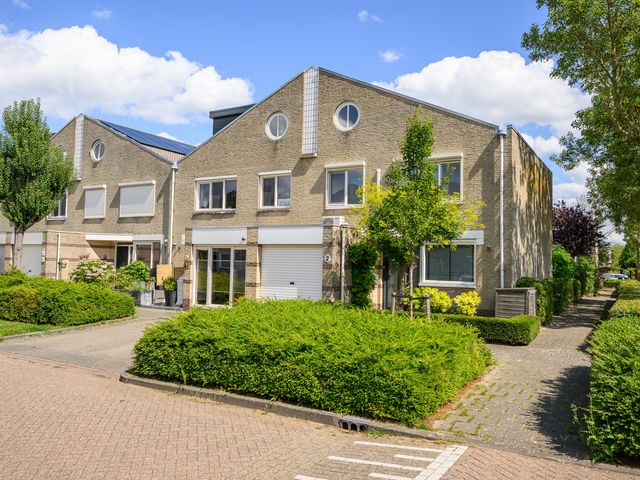 Dwarsfluitstraat 2, Almere