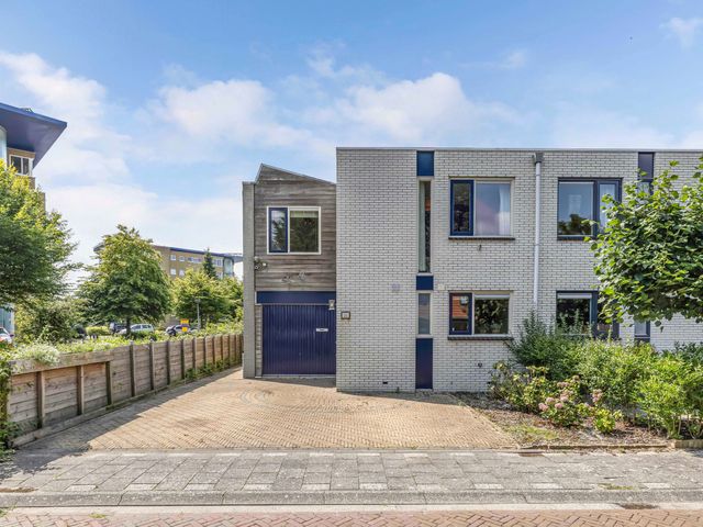 Monnickendamstraat 26, Lelystad