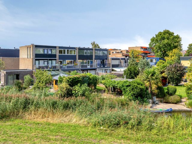 Vredenburg 144, Dordrecht