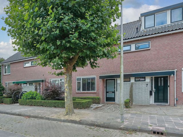 Einsteinstraat 5, Kudelstaart