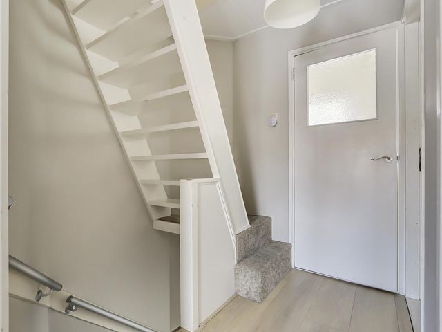 Lijsterbesstraat 8, Nieuwerkerk