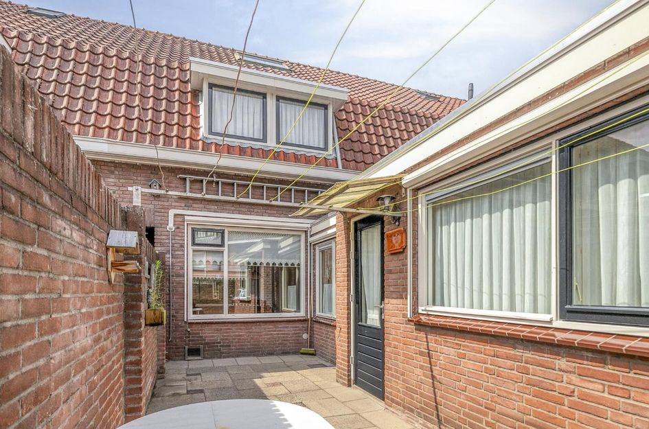 Dorpstraat 6