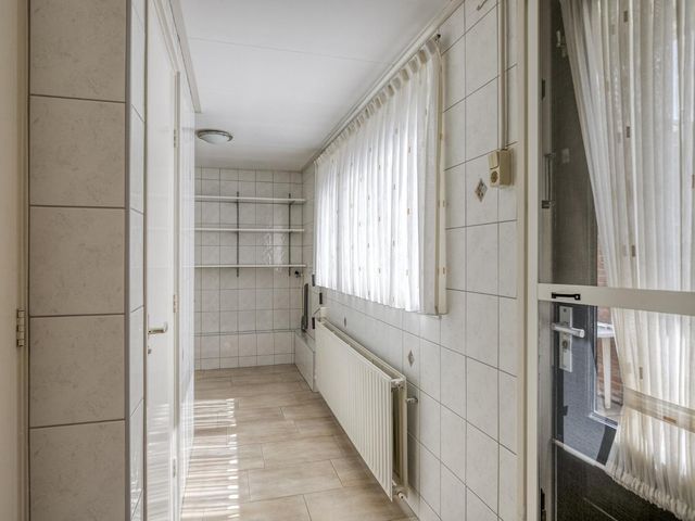 Dorpstraat 6, Kampen
