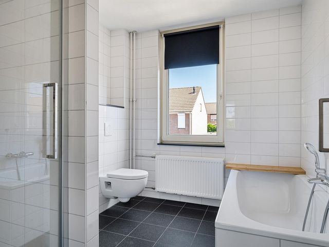 Eglantier 37, Brunssum