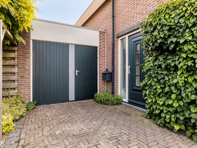 Banjaardstraat 88, Lewedorp