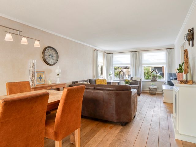 Banjaardstraat 88, Lewedorp