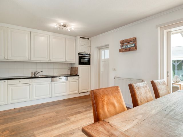 Banjaardstraat 88, Lewedorp