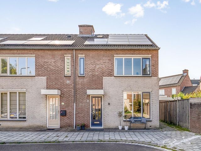 N.J. Hartestraat 11, Terneuzen