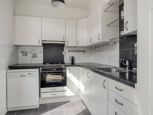 N.J. Hartestraat 11, Terneuzen