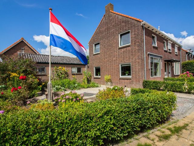 Bakkerstraat 4, Bovenkarspel