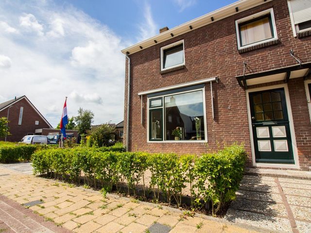 Bakkerstraat 4, Bovenkarspel