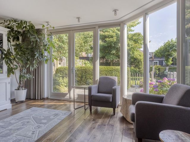 Walkvat 64, Alphen