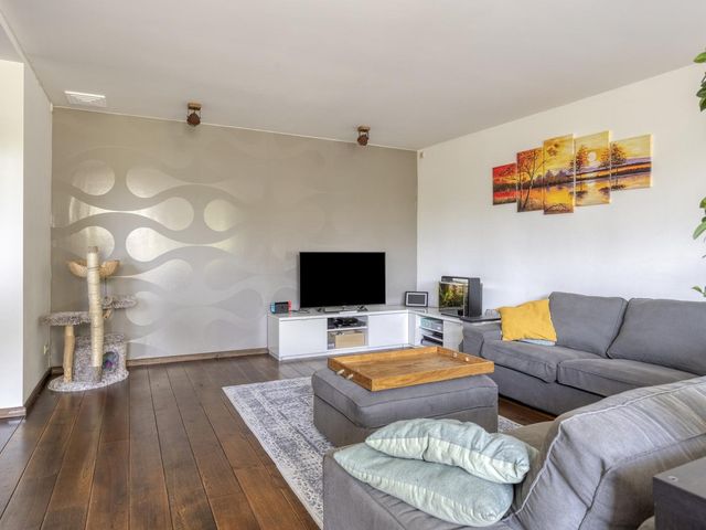 Walkvat 64, Alphen
