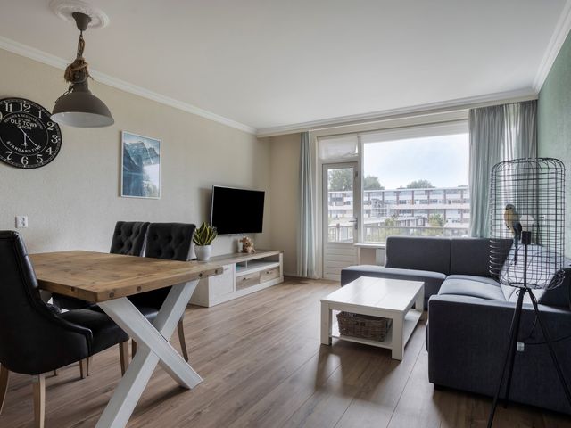 Troelstrastraat 46, Katwijk