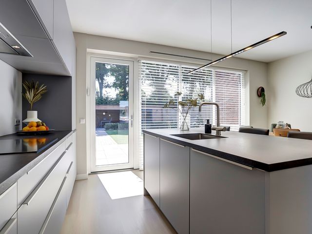 Deenendries 21, Hulsel