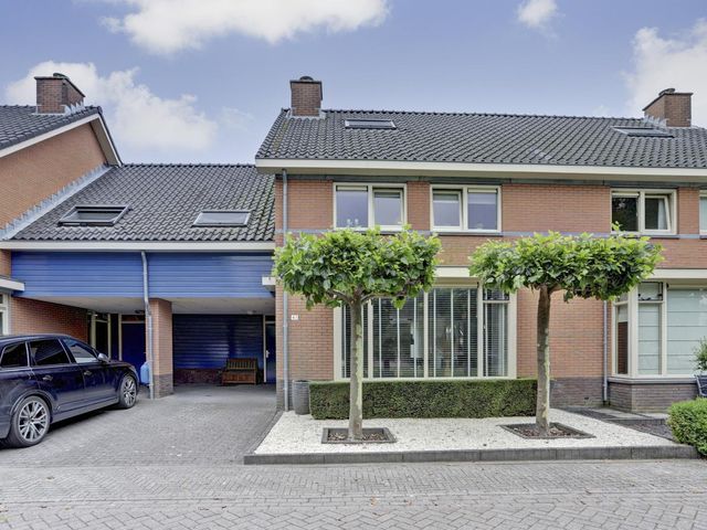 I.G.J.van den Boschstraat 43, Wilhelminadorp