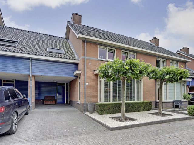 I.G.J.van den Boschstraat 43, Wilhelminadorp