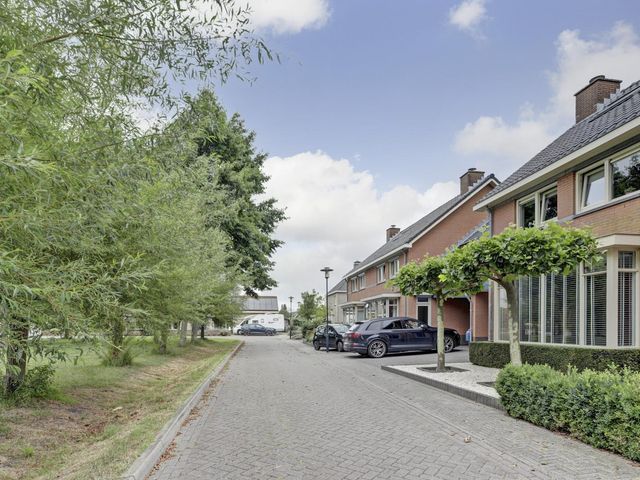 I.G.J.van den Boschstraat 43, Wilhelminadorp