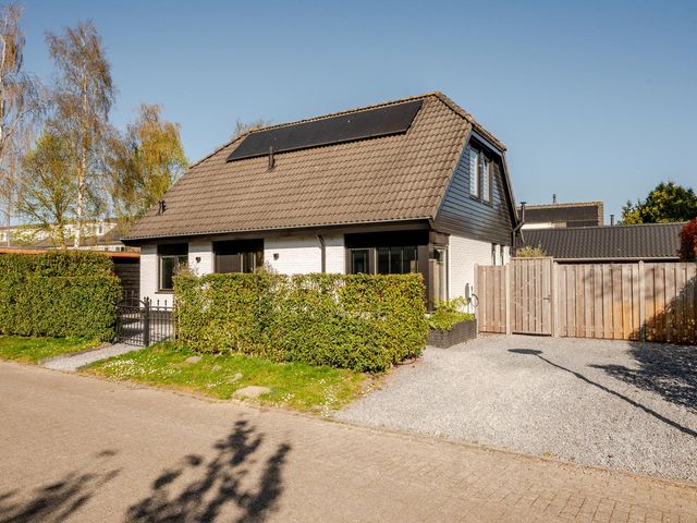 Cobrastraat 1, Almere