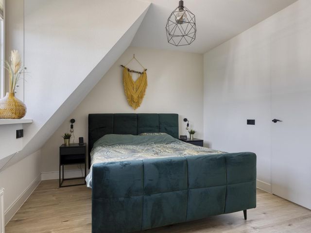 Skimmiastraat 8, 'S-Gravenpolder