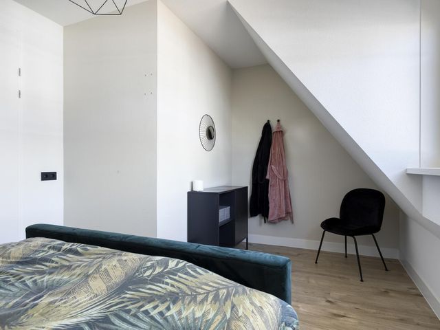 Skimmiastraat 8, 'S-Gravenpolder