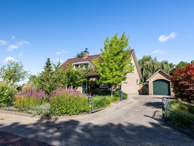 Luitertweg 3, Klein Zundert