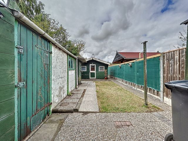 Willemsweg 73, Schoondijke