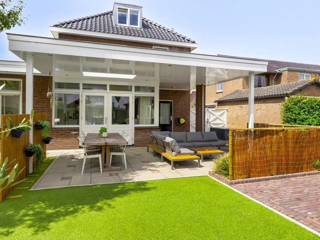 Groene kruisstraat 71, Gennep
