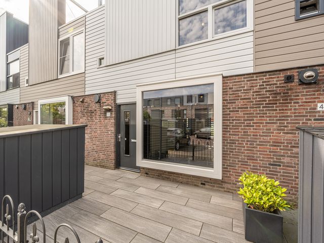 Scharwater 51, Barendrecht