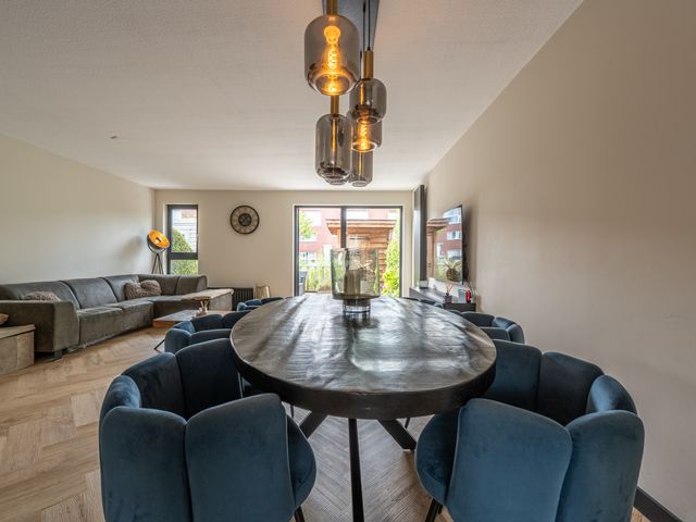 Scharwater 51, Barendrecht