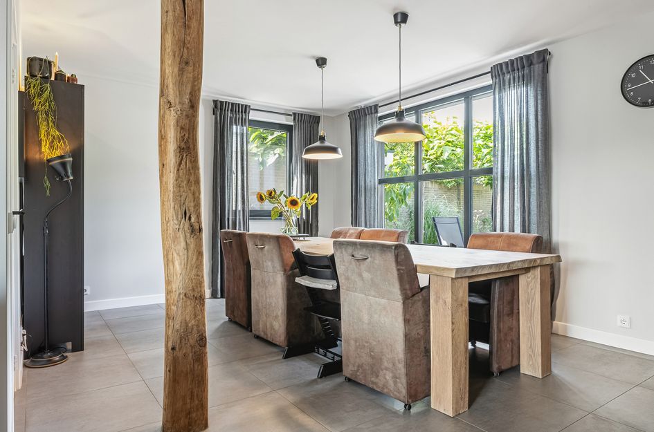 Emmastraat 23