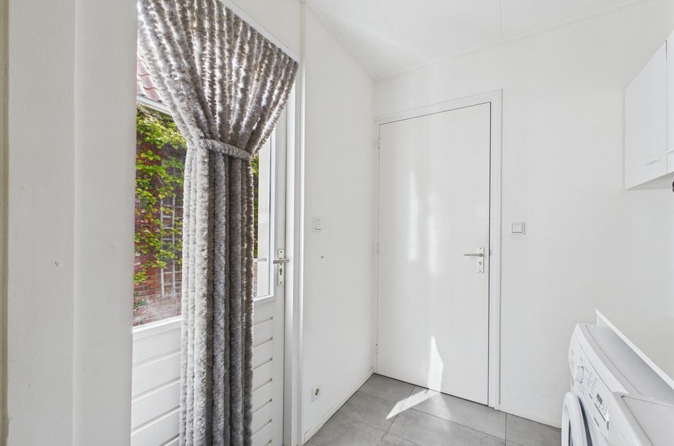 Leliestraat 18
