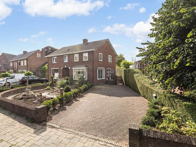 Dorpsstraat 64, Bemmel