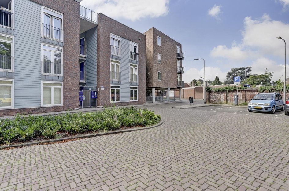 Gardiaanhof 16