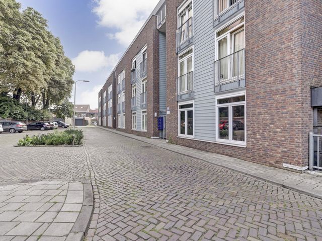 Gardiaanhof 16, Tilburg