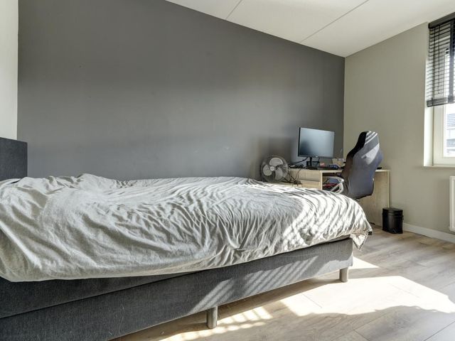 Burgemeester de Geusstraat 6, Waalwijk