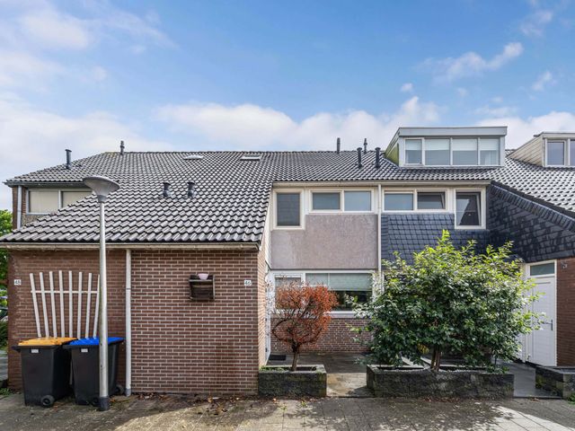 Oude Vlie 46, Emmeloord