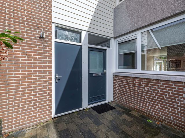Oude Vlie 46, Emmeloord
