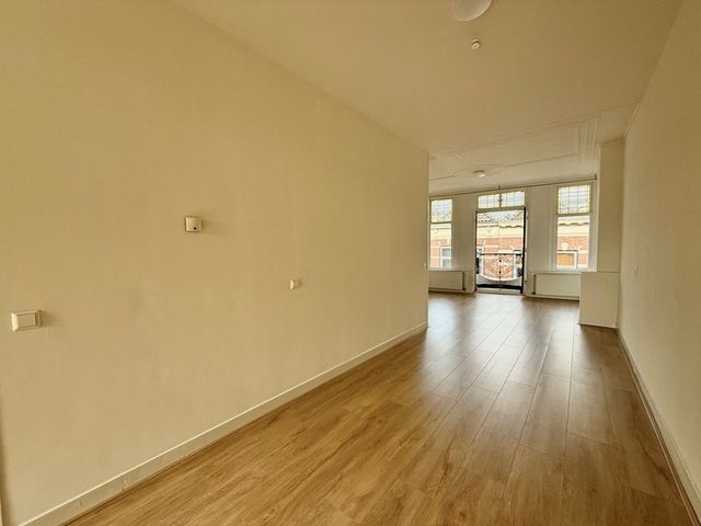 Zwaanshals 264B02, Rotterdam