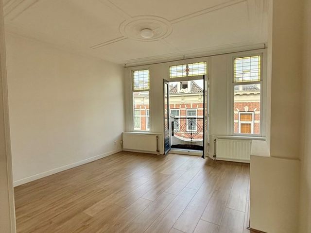 Zwaanshals 264B02, Rotterdam