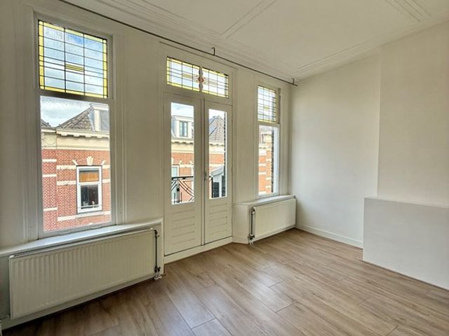 Zwaanshals 264B02, Rotterdam