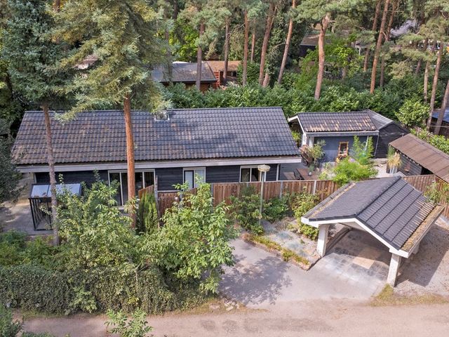 Steenoven 12B82, Meijel