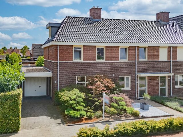 Rijtakker 40, Meijel