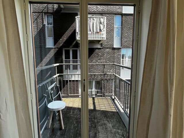 Veembroederhof 170, Amsterdam