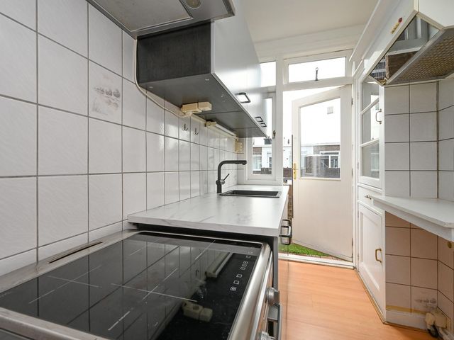 Linnaeusstraat 156, 'S-Gravenhage