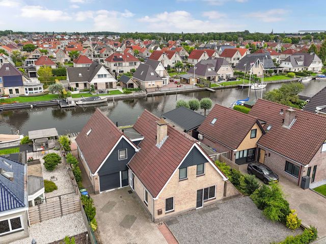 Meerkoet 16, Lemmer