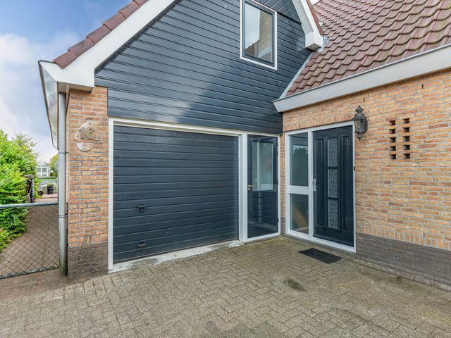 Meerkoet 16, Lemmer