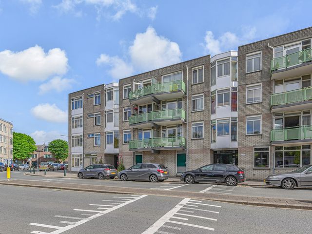 Loosduinse Uitleg 69, Den Haag