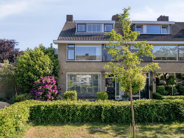 Plantsoen 34, Prinsenbeek